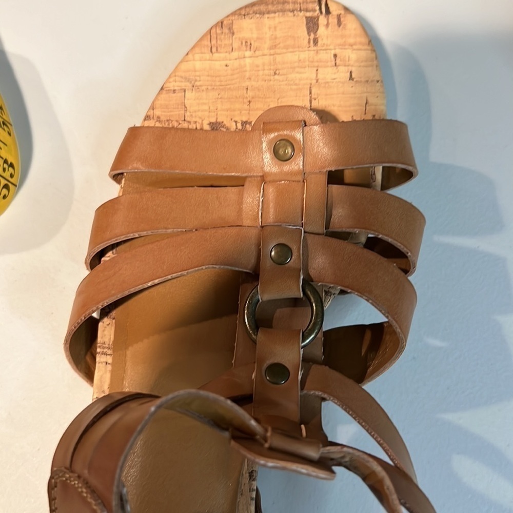 Relativity Strappy Sandals with Wedge Ankle Strap Size 9.5 - Picture 6 of 6